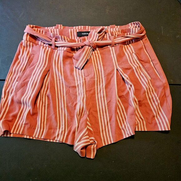 Torrid Mauve/White Stripped Shorts with Tie and Pockets. Size 20. - Picture 1 of 3